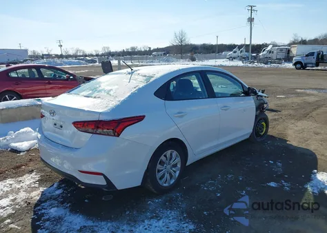 2020 Hyundai Accent Se z USA, uszkodzony, nr VIN 3KPC24A60LE122855